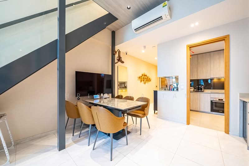 Nyon, 12 Amber Road, 3 Bedrooms, 1,582 sqft, Condominium For Sale, by Christina Tan, 500144797 - Dining Room - PropertyGuru.com.sg