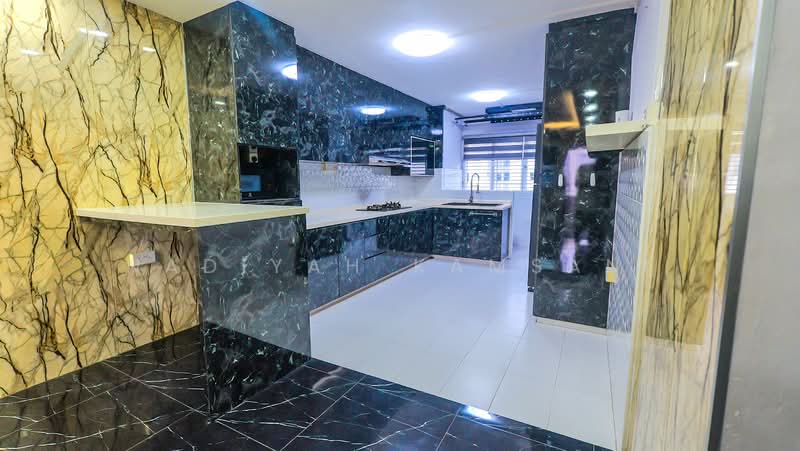 424 Bedok North Avenue 1, 424 Bedok North Avenue 1, 2 Bedrooms, 721 sqft, HDB Flat For Sale, by Nadiyah Kamsani, 500144811 - Kitchen - PropertyGuru.com.sg