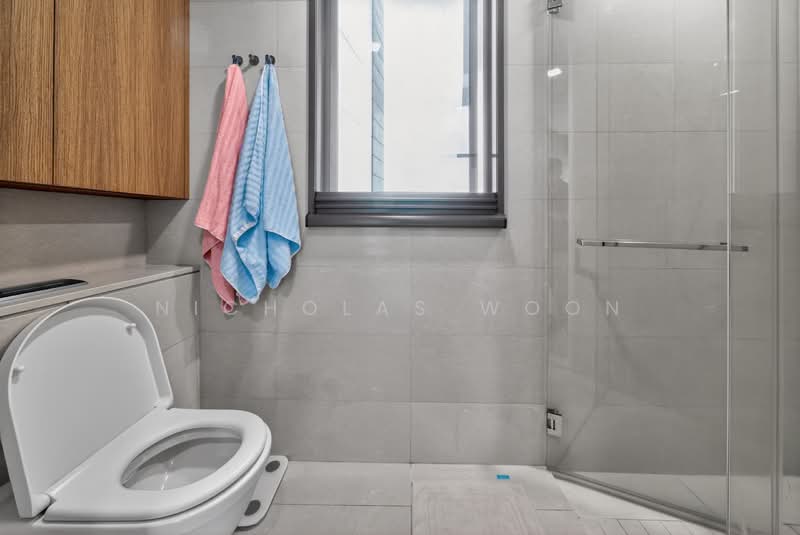 Echelon, 9 Alexandra View, 3 Bedrooms, 1,001 sqft, Condominium For Sale, by Nicholas Woon, 500144827 - Bathroom - PropertyGuru.com.sg