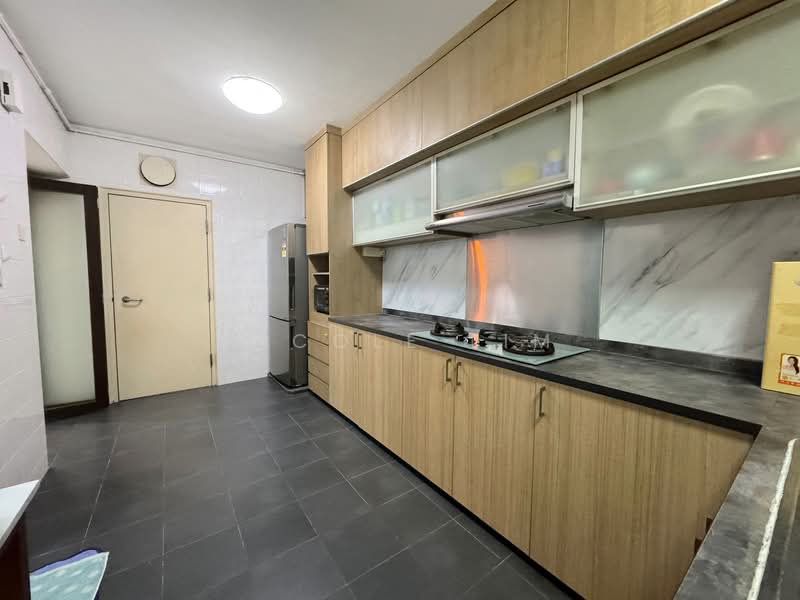 290B Compassvale Crescent, 290B Compassvale Crescent, 3 Bedrooms, 1,185 sqft, HDB Flat For Sale, by Nicole Lim, 500144833 - Kitchen - PropertyGuru.com.sg