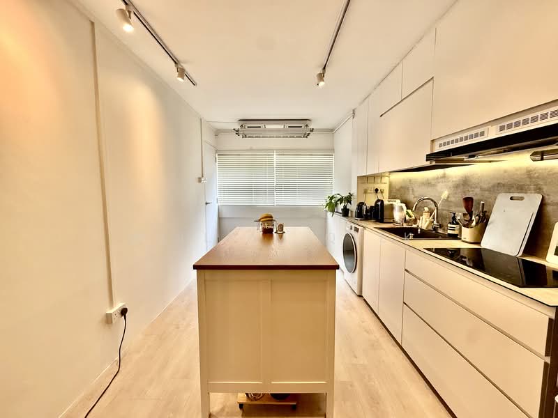 119 Potong Pasir Avenue 1, 119 Potong Pasir Avenue 1, 2 Bedrooms, 722 sqft, HDB Flat For Sale, by William Quek, 500144836 - Kitchen - PropertyGuru.com.sg