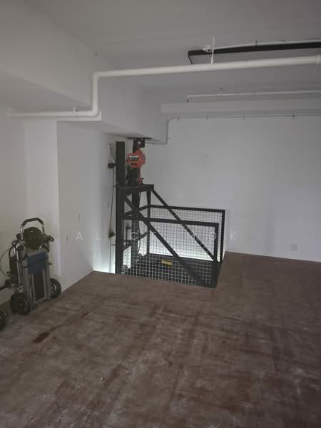 Unity Centre, 51 Bukit Batok Crescent, 1,600 sqft, Light Industrial (B1) For Rent, by Alice Mok, 500144851 - Interior - CommercialGuru.com.sg