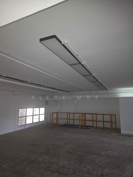 Unity Centre, 51 Bukit Batok Crescent, 1,600 sqft, Light Industrial (B1) For Rent, by Alice Mok, 500144851 - Interior - CommercialGuru.com.sg