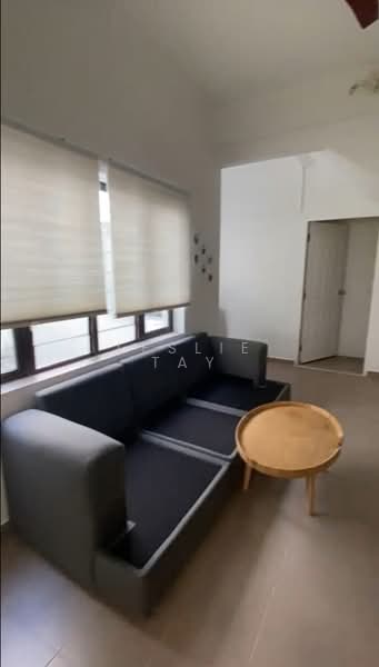 55 Tiong Bahru Road, 55 Tiong Bahru Road, 4 Bedrooms, 1,087 sqft, Walk-up Apartment For Sale, by Leslie Tay, 500144865 - Living Room - PropertyGuru.com.sg