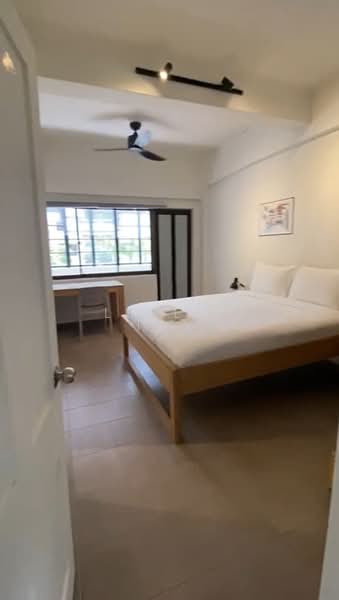 55 Tiong Bahru Road, 55 Tiong Bahru Road, 4 Bedrooms, 1,087 sqft, Walk-up Apartment For Sale, by Leslie Tay, 500144865 - Bedroom - PropertyGuru.com.sg