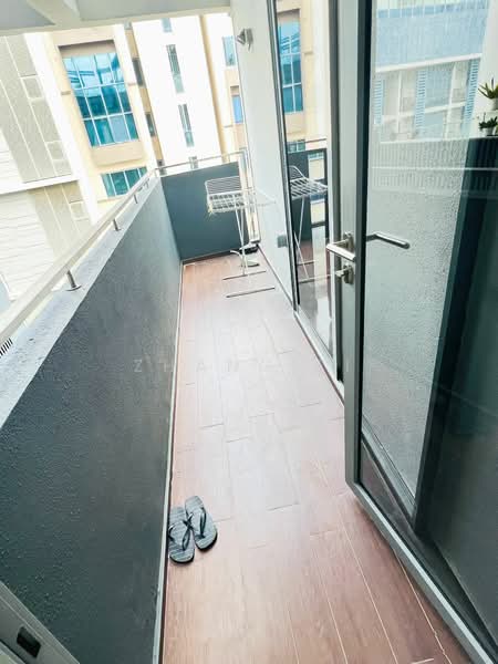 Suites 28, 28 Lorong 30 Geylang, 1 Bedroom, 461 sqft, Apartment For Rent, by Zhang Li, 500144866 - Balcony - PropertyGuru.com.sg