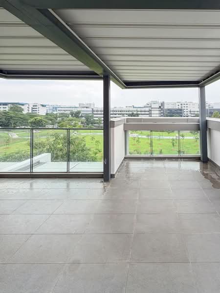 Belgravia Villas, 200 Ang Mo Kio Avenue 5, 6 Bedrooms, 3,961 sqft, Cluster House For Sale, by Desmond Lian, 500144883 - Balcony - PropertyGuru.com.sg