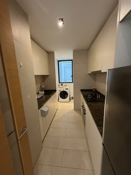 The Crest, 101 Prince Charles Crescent, 3 Bedrooms, 1,195 sqft, Condominium For Rent, by Kelvin Toh, 500144886 - Kitchen - PropertyGuru.com.sg