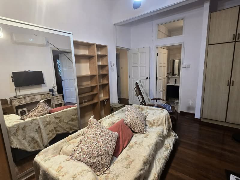 McMohan Park, HOLLAND ROAD, 4 Bedrooms, 2,500 sqft, Detached House For Sale, by David Yong 杨德平, 500144891 - Living Room - PropertyGuru.com.sg