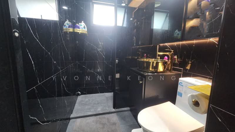 550 Choa Chu Kang Street 52, 550 Choa Chu Kang Street 52, 4 Bedrooms, 1,334 sqft, HDB Flat For Sale, by Yvonne Keong, 500144905 - Bathroom - PropertyGuru.com.sg