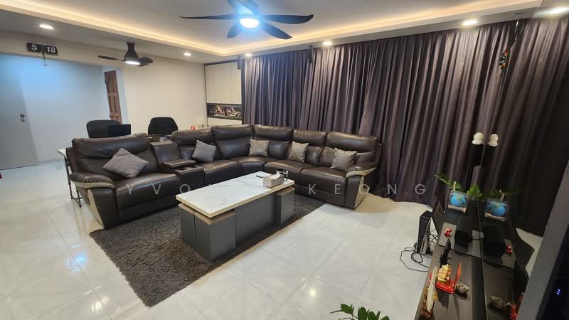550 Choa Chu Kang Street 52, 550 Choa Chu Kang Street 52, 4 Bedrooms, 1,334 sqft, HDB Flat For Sale, by Yvonne Keong, 500144905 - Living Room - PropertyGuru.com.sg