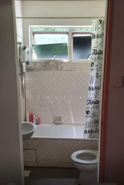 Yio Chu Kang Terrace, Yio Chu Kang Terrace, Room Rental, 300 sqft, Semi-Detached House For Rent, by Sheila Neo, 500144909 - PropertyGuru.com.sg