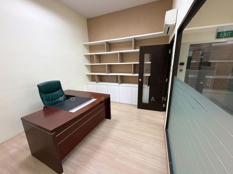 Unity Centre, 51 Bukit Batok Crescent, 2,024 sqft, Light Industrial (B1) For Sale, by Ng Tsu Kian, 500144929 - Partitioned Room 1 - CommercialGuru.com.sg