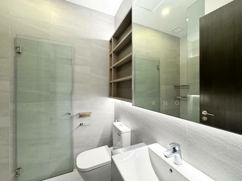 Grandeur Park Residences, 9 Bedok South Avenue 3, 2 Bedrooms, 904 sqft, Condominium For Rent, by Jermaine Ang, 500144930 - Bathroom - PropertyGuru.com.sg