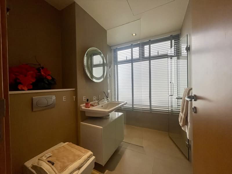 The Lumos, 9 Leonie Hill, 3 Bedrooms, 2,496 sqft, Apartment For Sale, by Peter Loh 彼得, 500144953 - Bathroom - PropertyGuru.com.sg