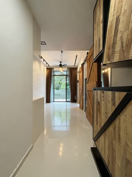 The Skywoods, 7 Dairy Farm Heights, 2 Bedrooms, 527 sqft, Condominium For Sale, by BQ Tey, 500144962 - Corridor - PropertyGuru.com.sg
