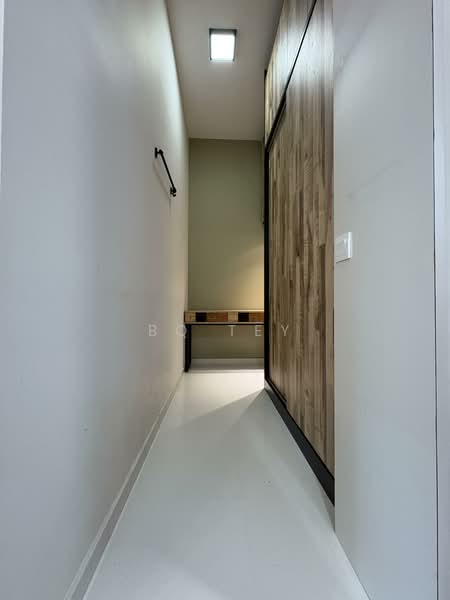The Skywoods, 7 Dairy Farm Heights, 2 Bedrooms, 527 sqft, Condominium For Sale, by BQ Tey, 500144962 - Corridor - PropertyGuru.com.sg