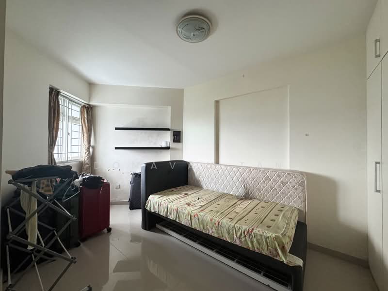 395 Bukit Batok West Avenue 5, 395 Bukit Batok West Avenue 5, 3 Bedrooms, 969 sqft, HDB Flat For Sale, by Donavan Tan, 500144975 - Common Bedroom 2 - PropertyGuru.com.sg