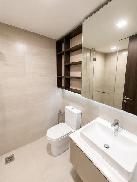 Lake Grande, 2 Jurong Lake Link, 2 Bedrooms, 753 sqft, Condominium For Rent, by Ben Lim, 500144991 - Bathroom - PropertyGuru.com.sg