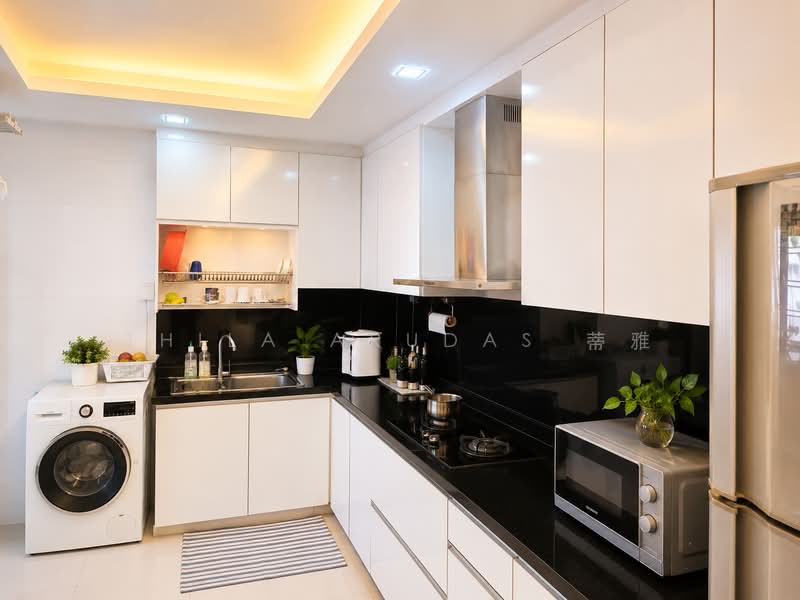 552 Jurong West Street 42, 552 Jurong West Street 42, 4 Bedrooms, 1,442 sqft, HDB Flat For Sale, by Thila Arudas 蒂雅, 500144998 - Kitchen - PropertyGuru.com.sg