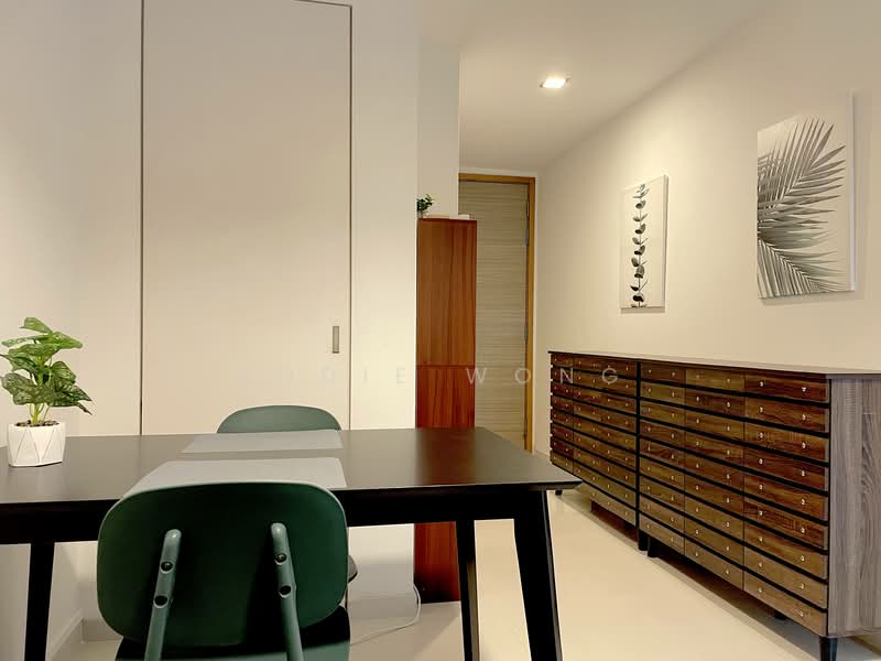 Metropolitan Condo | Spacious & Bright Room | Redhill MRT 2 Mins Walk, , Room Rental, 160 sqft, Condominium For Rent, by Addie Wong, 500145008 - Dining Room - PropertyGuru.com.sg