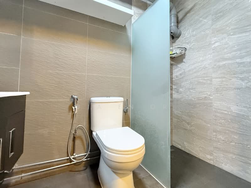 269 Toh Guan Road, 269 Toh Guan Road, 3 Bedrooms, 1,302 sqft, HDB Flat For Sale, by Jia En Or, 500145016 - Bathroom - PropertyGuru.com.sg