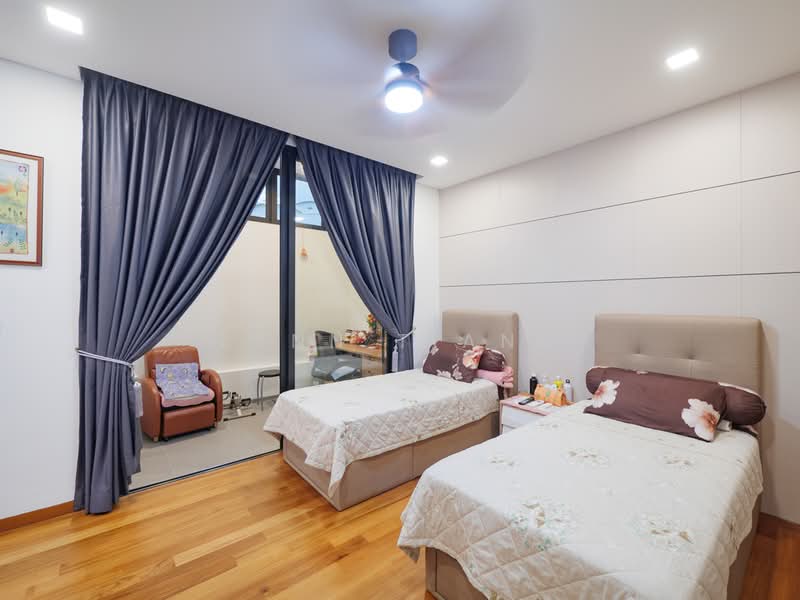 ❤️GIANT⚡️Rare Opportunity Renovated 4 Lvls Semi-D w Pool, Attic & Lift at Kembangan, Jalan Grisek/ Waringin Park/ Kembangan, 7 Bedrooms, 5,678 sqft, Semi-Detached House For Sale, by Lynn Tiang, 500145021 - Bedroom - PropertyGuru.com.sg