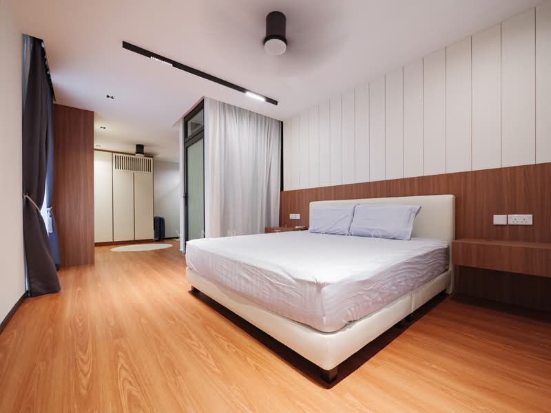 ❤️GIANT⚡️Rare Opportunity Renovated 4 Lvls Semi-D w Pool, Attic & Lift at Kembangan, Jalan Grisek/ Waringin Park/ Kembangan, 7 Bedrooms, 5,678 sqft, Semi-Detached House For Sale, by Lynn Tiang, 500145021 - Bedroom - PropertyGuru.com.sg