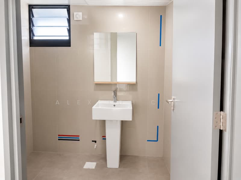 606C Tampines Street 61, 606C Tampines Street 61, Room Rental, 100 sqft, HDB Flat For Rent, by Alex Toh C W, 500145023 - Bathroom - PropertyGuru.com.sg