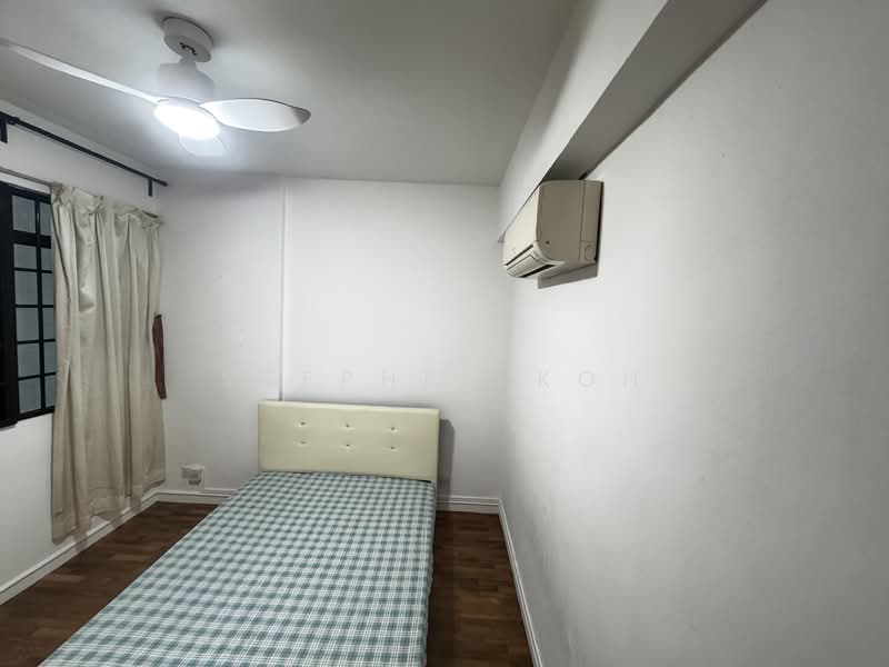 Fernwood Towers, 28 Fernwood Terrace, Room Rental, 100 sqft, Condominium For Rent, by Stephen Koh, 500145028 - Bedroom - PropertyGuru.com.sg