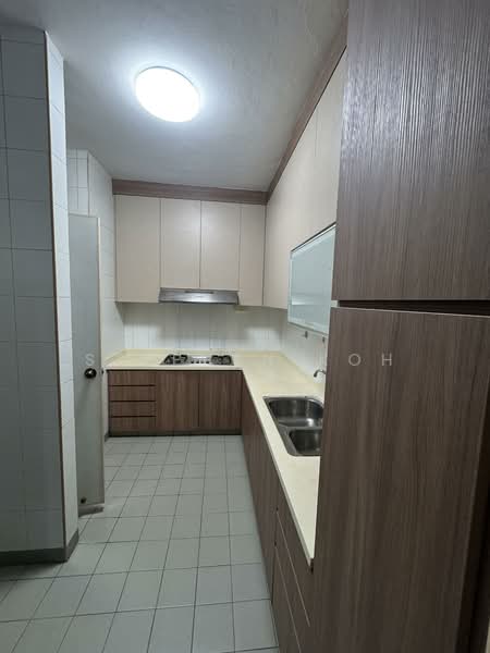 Fernwood Towers, 28 Fernwood Terrace, Room Rental, 100 sqft, Condominium For Rent, by Stephen Koh, 500145028 - Kitchen - PropertyGuru.com.sg