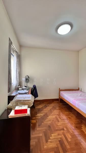 Westcove Condo, 12 West Coast Crescent, 2 Bedrooms, 1,087 sqft, Condominium For Sale, by Danny Chong, 500145035 - Bedroom - PropertyGuru.com.sg