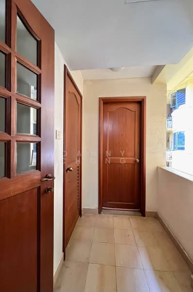 Westcove Condo, 12 West Coast Crescent, 2 Bedrooms, 1,087 sqft, Condominium For Sale, by Danny Chong, 500145035 - Corridor - PropertyGuru.com.sg