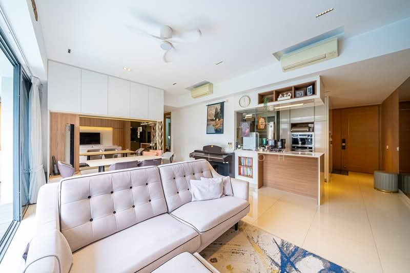 Coco Palms, 23 Pasir Ris Grove, 4 Bedrooms, 1,259 sqft, Condominium For Sale, by Cheryl Loh, 500145052 - Living Room - PropertyGuru.com.sg