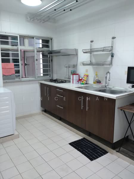 651 Punggol Central, 651 Punggol Central, Room Rental, 100 sqft, HDB Flat For Rent, by Eunice Chan, 500145055 - Kitchen - PropertyGuru.com.sg