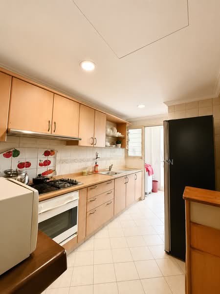 Hillbrooks, 88 Hillview Avenue, 3 Bedrooms, 1,066 sqft, Condominium For Sale, by Tun Lin Tan, 500145057 - Kitchen - PropertyGuru.com.sg