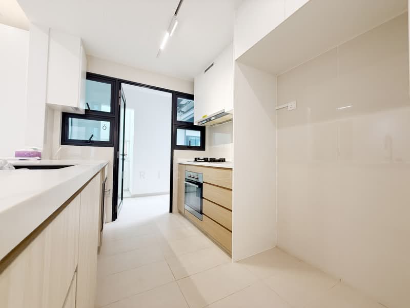 Treasure at Tampines, 57 Tampines Lane, 4 Bedrooms, 1,324 sqft, Condominium For Rent, by Eric Choy, 500145060 - Kitchen - PropertyGuru.com.sg