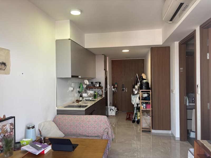 Stirling Residences, 23 Stirling Road, 1 Bedroom, 441 sqft, Condominium For Sale, by JJ Huang, 500145061 - Living Room - PropertyGuru.com.sg