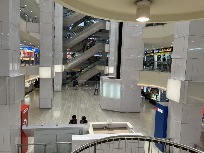 Lucky Plaza, 304 Orchard Road, 398 sqft, Mall Shop For Rent, by Marcus Tay, 500145064 - Interior - CommercialGuru.com.sg