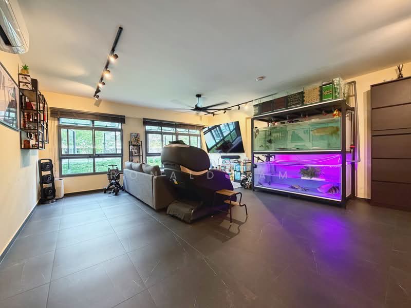 620A Tampines Street 61, 620A Tampines Street 61, 3 Bedrooms, 1,216 sqft, HDB Flat For Sale, by Ronald Lam, 500145072 - Living Room - PropertyGuru.com.sg