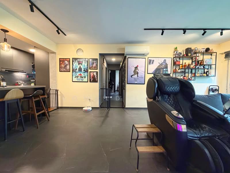 620A Tampines Street 61, 620A Tampines Street 61, 3 Bedrooms, 1,216 sqft, HDB Flat For Sale, by Ronald Lam, 500145072 - Living Room - PropertyGuru.com.sg