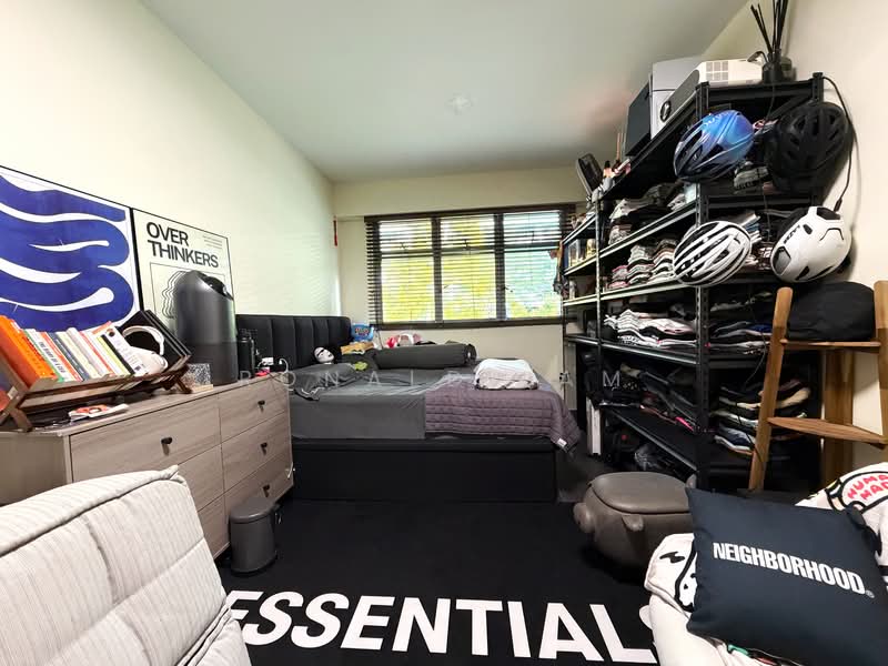 620A Tampines Street 61, 620A Tampines Street 61, 3 Bedrooms, 1,216 sqft, HDB Flat For Sale, by Ronald Lam, 500145072 - Bedroom - PropertyGuru.com.sg