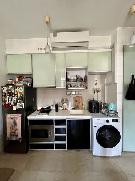 Heritage East, 451 East Coast Road, 1 Bedroom, 355 sqft, Apartment For Rent, by Ivy Tiong, 500145073 - Kitchen - PropertyGuru.com.sg