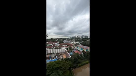 Tanglin View, 150 Prince Charles Crescent, 3 Bedrooms, 1,249 sqft, Condominium For Sale, by Loh Kok Weng, 500145075 - PropertyGuru.com.sg