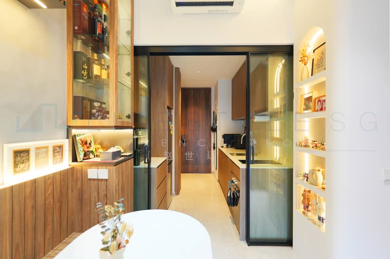 Freehold In The East, , 2 Bedrooms, 721 sqft, Condominium For Sale, by Lawrence Teo (赵世廷), 500145076 - Kitchen - PropertyGuru.com.sg