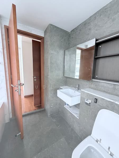 The Parc Condominium, 3 West Coast Walk, 4 Bedrooms, 1,216 sqft, Condominium For Rent, by Jude Teem, 500145107 - Bathroom - PropertyGuru.com.sg