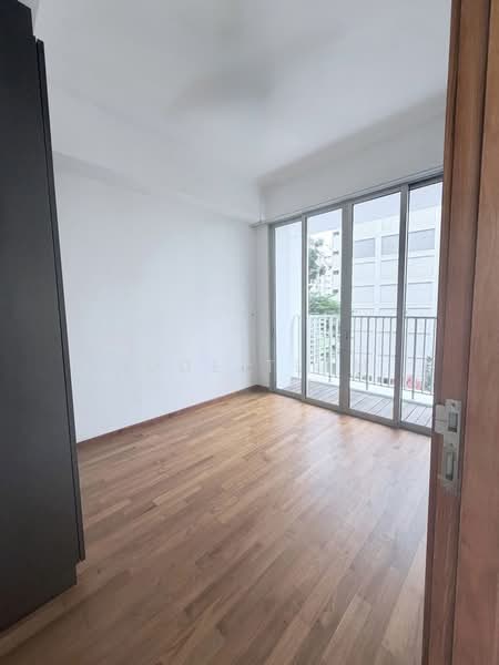 The Parc Condominium, 3 West Coast Walk, 4 Bedrooms, 1,216 sqft, Condominium For Rent, by Jude Teem, 500145107 - Balcony - PropertyGuru.com.sg