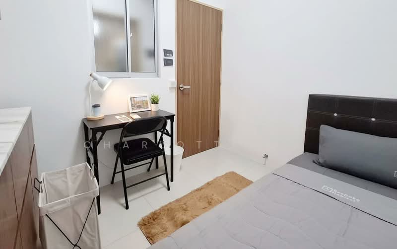 Varsity Park Condominium, 36 West Coast Road, Room Rental, 100 sqft, Condominium For Rent, by Charlotte Lin, 500145111 - Bedroom - PropertyGuru.com.sg