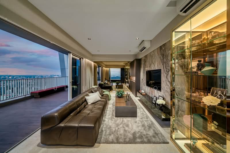 V on Shenton, 5 Shenton Way, 4 Bedrooms, 6,200 sqft, Condominium For Sale, by Julius WL Fock, 500145118 - Living Room - PropertyGuru.com.sg