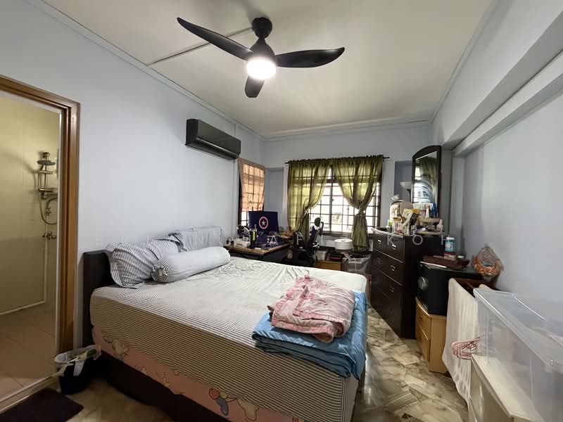 185A Rivervale Crescent, 185A Rivervale Crescent, 3 Bedrooms, 980 sqft, HDB Flat For Sale, by Brian Hafiz Koh, 500145125 - Bedroom - PropertyGuru.com.sg